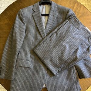 Brooks Brothers 1818 Madison Suit 42s